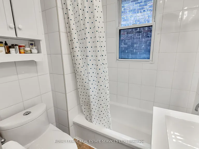 42 Gormley Ave #2 — Photo 28