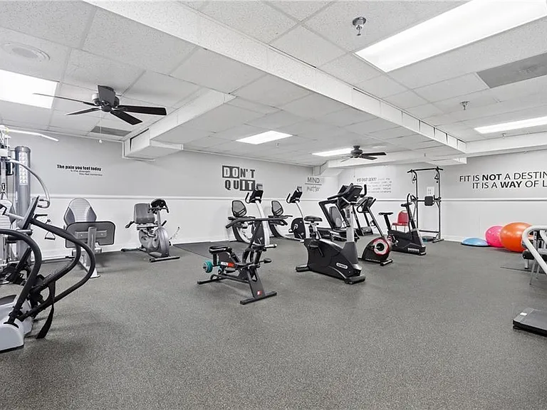 300 Johnson Ferry Rd #A803 — Photo 24