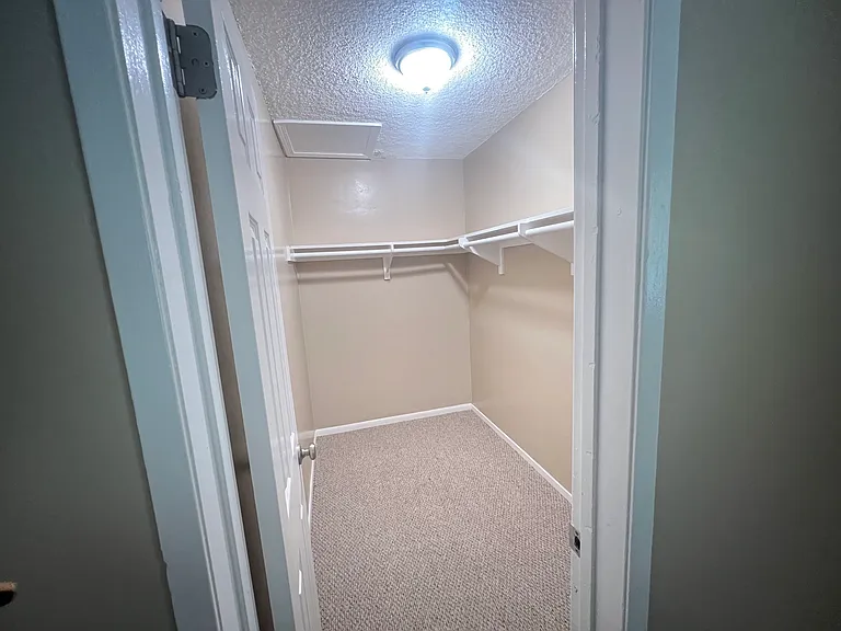 Ocean Hills Apartment Homes — Photo 37
