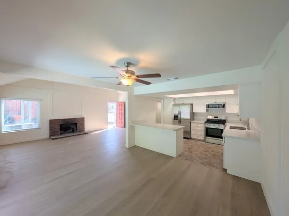 2608 Luciernaga St, Carlsbad, CA 92009