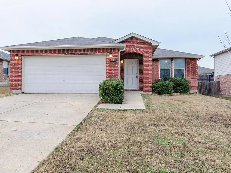 2617 Salt Maker Way — Photo 1