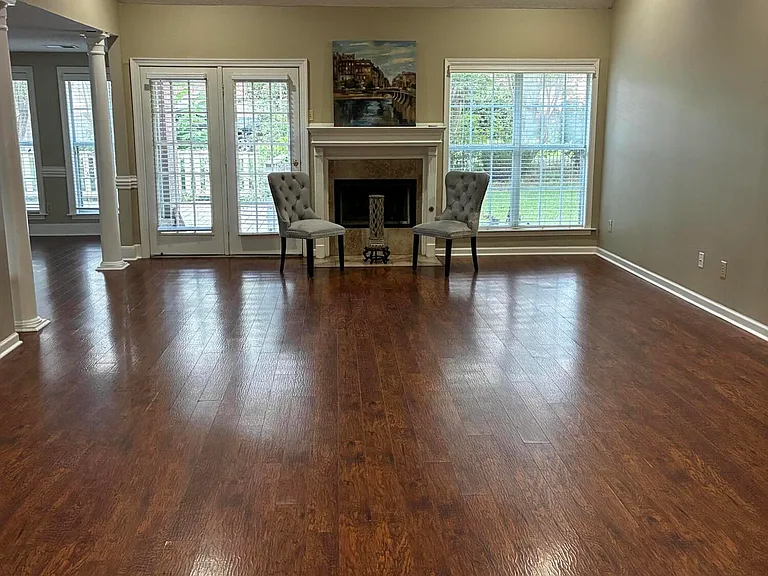 814 Byhalia Rd — Photo 3