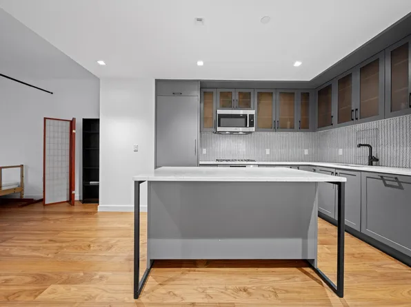 2 Shore Lane image 8 of 40