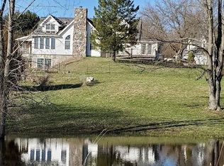 3566 Curdy Rd, Howell, MI 48855