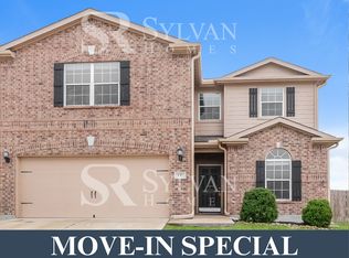 137 Robertson Ln, Jarrell, TX 76537