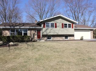 10S206 Ridge Rd, Naperville, IL 60565