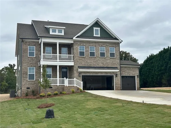 8609 Lemur Ln, Summerfield, NC 27358
