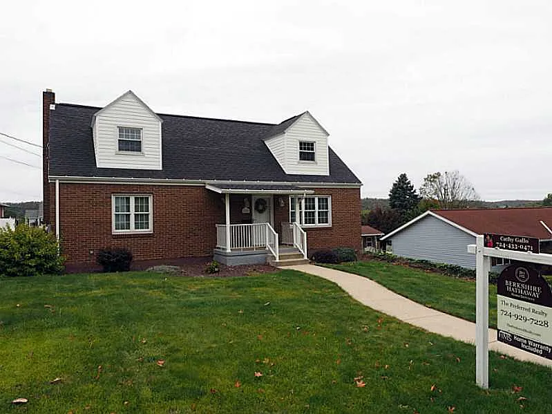 205 Orchard Ave photo 1