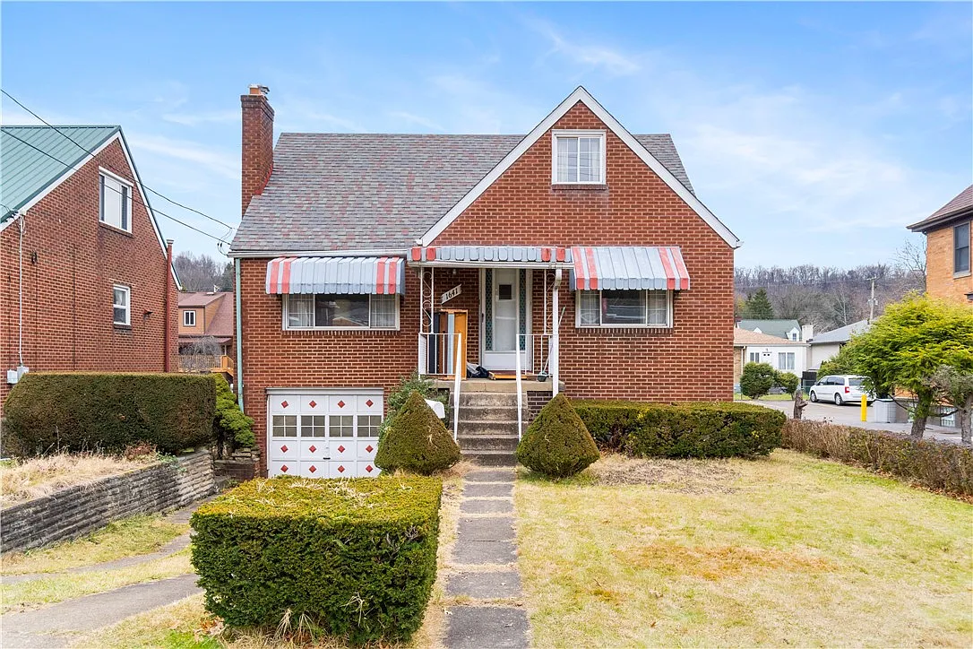 1641 Lincoln Way photo 1