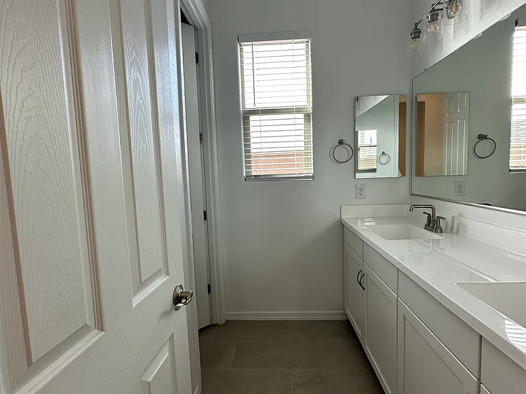 20114 W Montecito Ave — Photo 44
