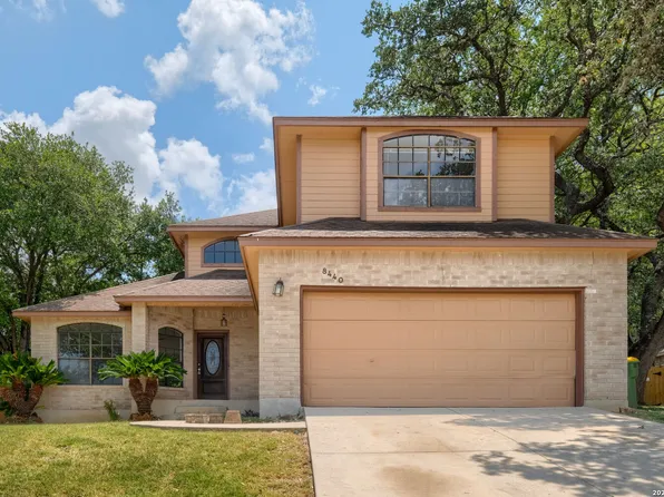 8440 PHOENIX AVE, Selma, TX 78154