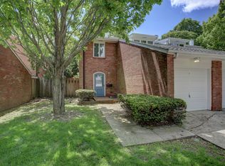 1311 Brighton Dr, Urbana, IL