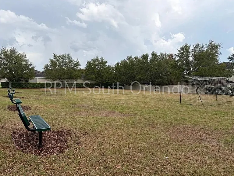 1070 Grand Hilltop Dr — Photo 23