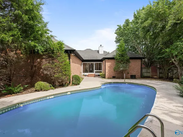 231 Pebble Brook Dr, Madison, AL 35758