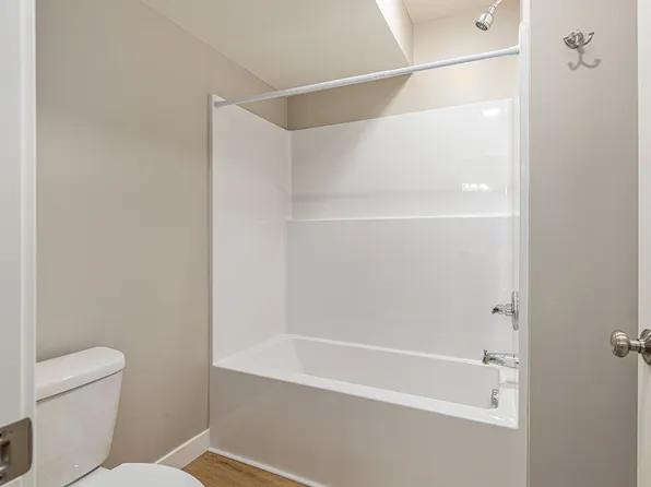 738 Martin Luther King Jr St SE #2, Grand Rapids, MI 49507