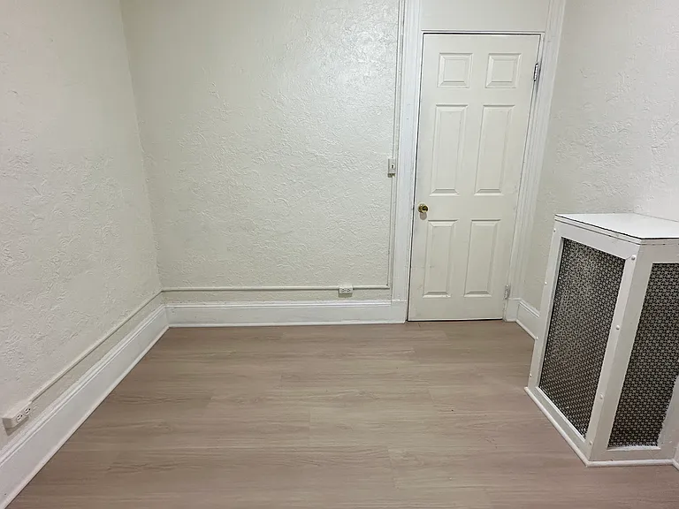 3 Linden St #B — Photo 14