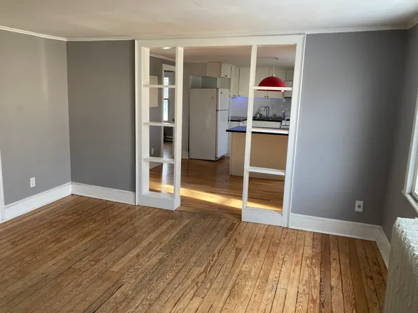 331 State St #2, Hudson, NY 12534