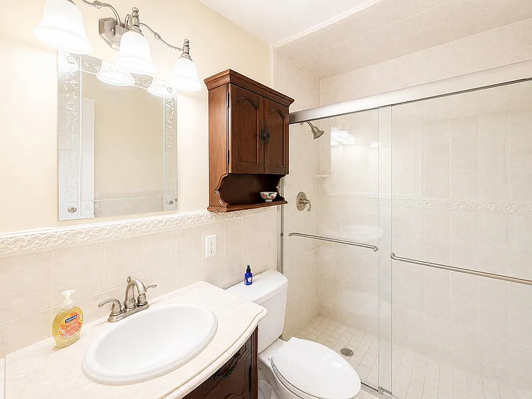 2395 Idlewild Rd — Photo 11
