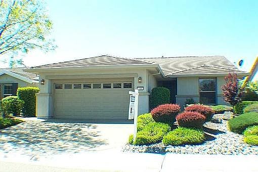 1st image of 106 Calistoga Ln