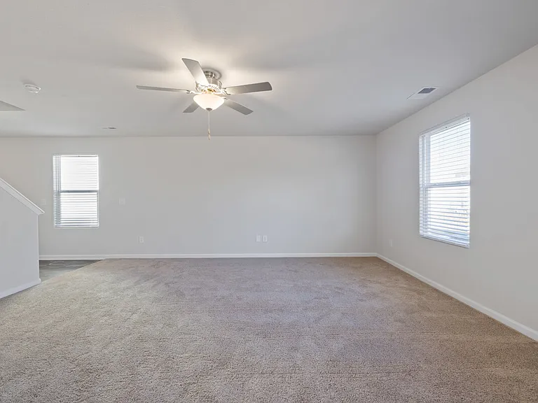 4604 Hazelburn Dr — Photo 4