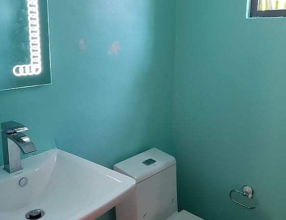 1/2 bathroom 