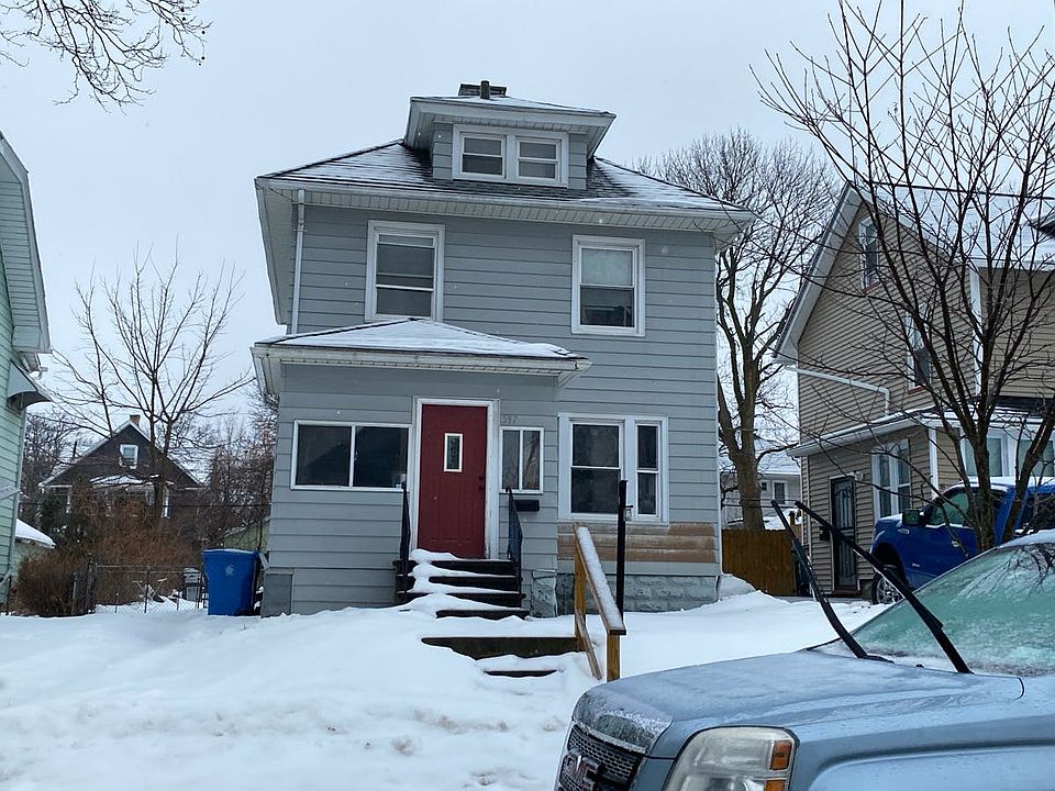 1st image of 597 Clay Ave