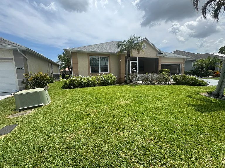 981 NW Tuscany Dr — Photo 10