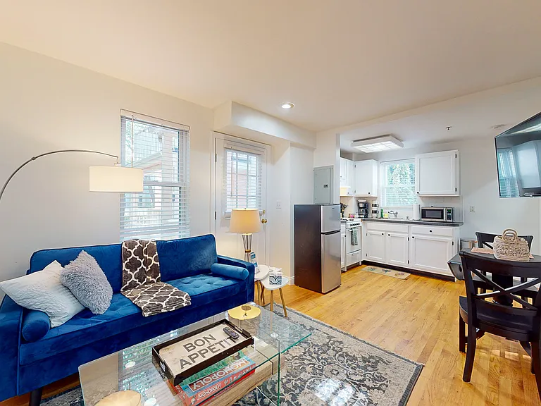 23 Jay St #D — Photo 1