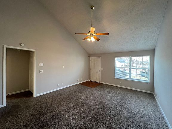 3rd image of 1425 Eastwoods Dr