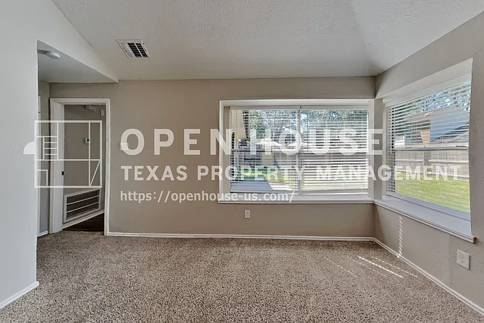 16315 Chimneystone Dr — Photo 9