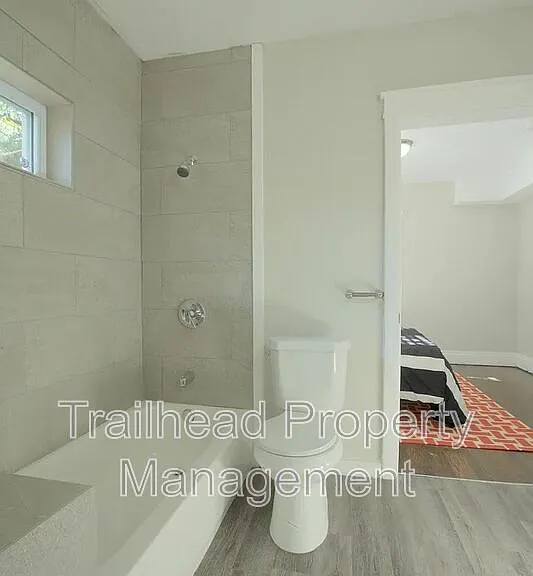 1214 Brush Creek Blvd #3 — Photo 5
