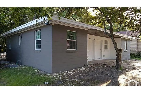 Building Photo - 1510 W 7th St #2