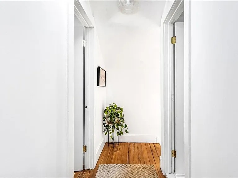 34 Read Ave — Photo 15