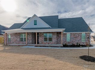 959 Pergola Ave, Tontitown, AR 72762