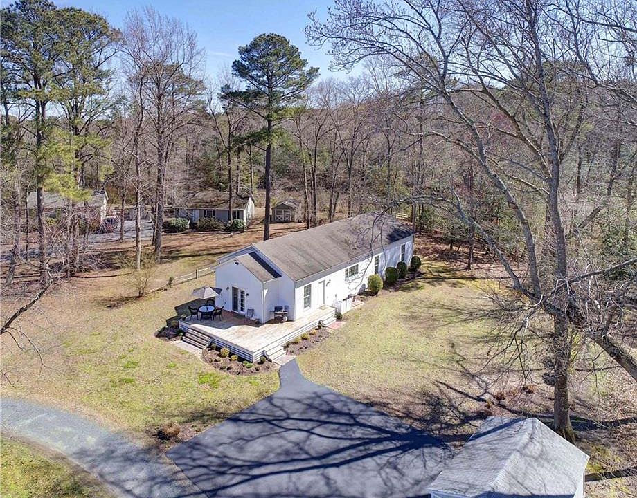 1st image of 58 Laurel Ln