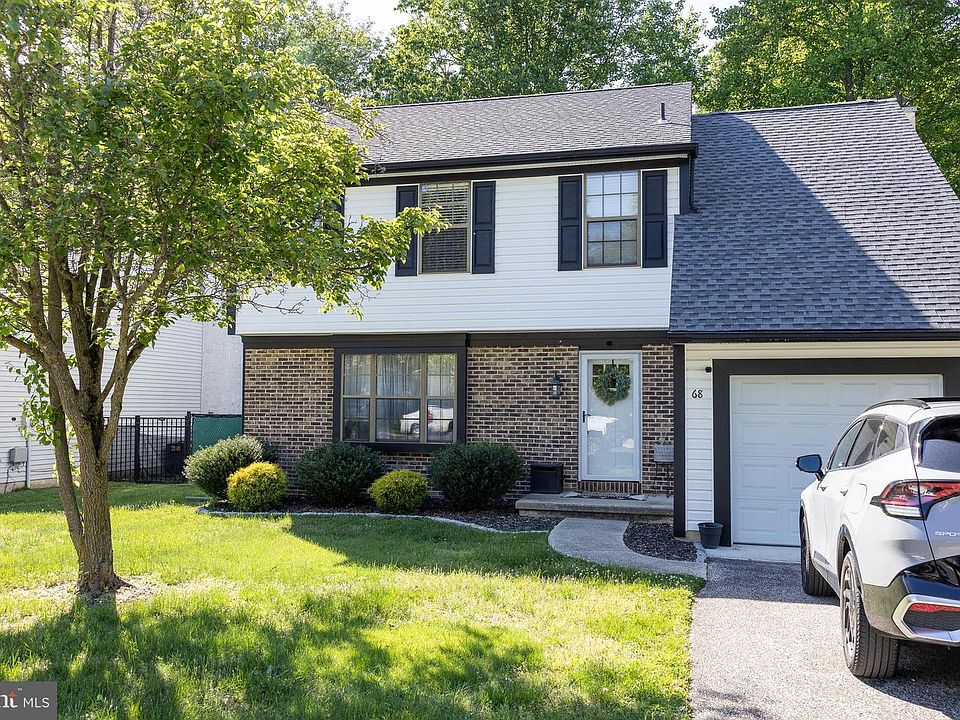 1st image of 68 Woodhaven Way