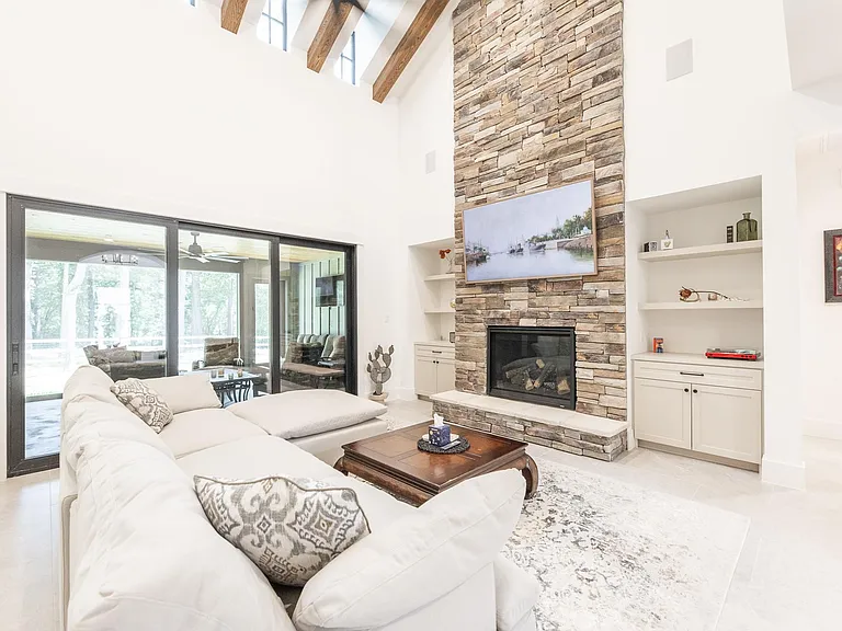 21701 Dan Dr — Photo 9
