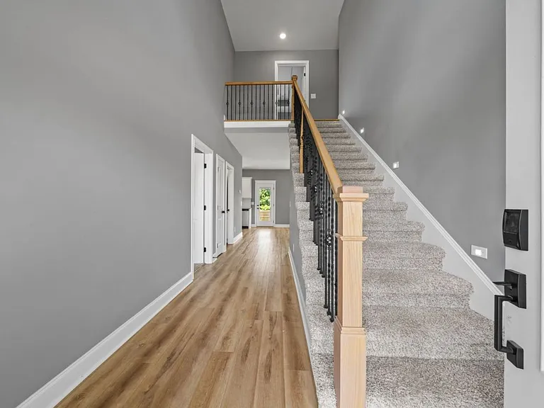 842 Burley Barn Rd — Photo 6