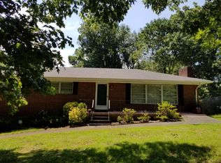 5608 Scenic Ridge Rd, Knoxville, TN 37912