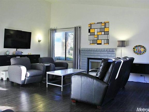 2nd image of 1137 Cedar Creek Dr Unit 1