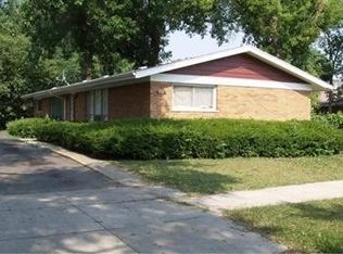 11170 S Hale Ave, Chicago, IL 60643