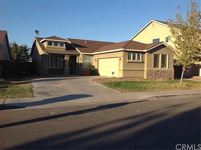 4613 Lucinda Ave photo 1