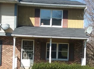 457 Cedarcrest Dr, Duncansville, PA 16635