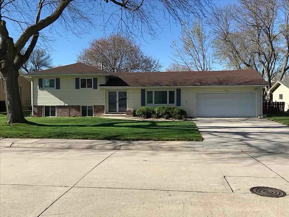 1st image of 1507 W 36th St