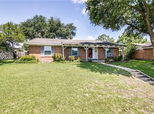 2433 Larchmont Dr, Mesquite, TX
