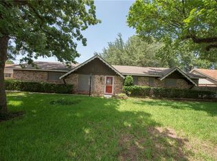 2124 Ridge Ln, Grapevine, TX 76051