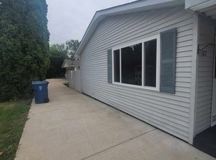 107 W Chippewa St #B, Dwight, IL 60420
