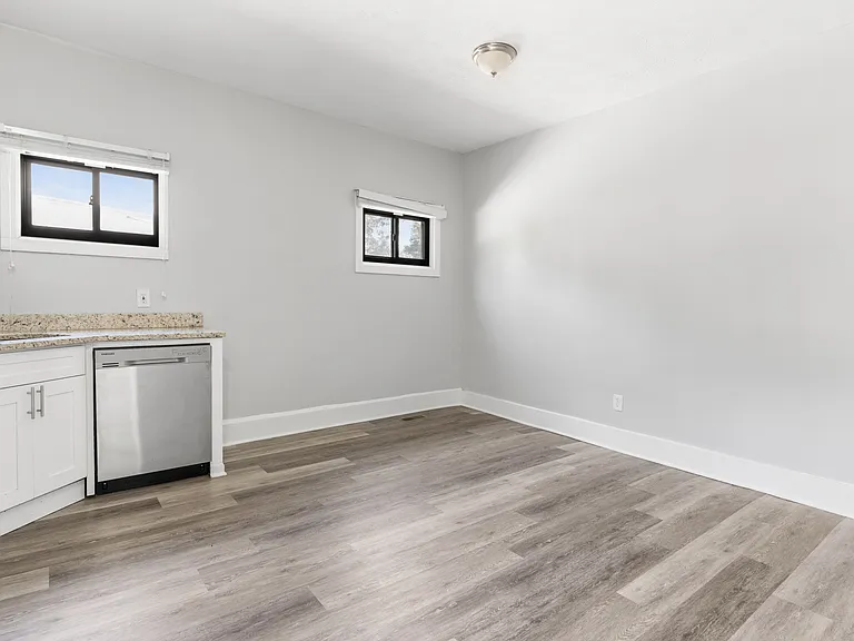 3800 Woodbine Ave #1 — Photo 6