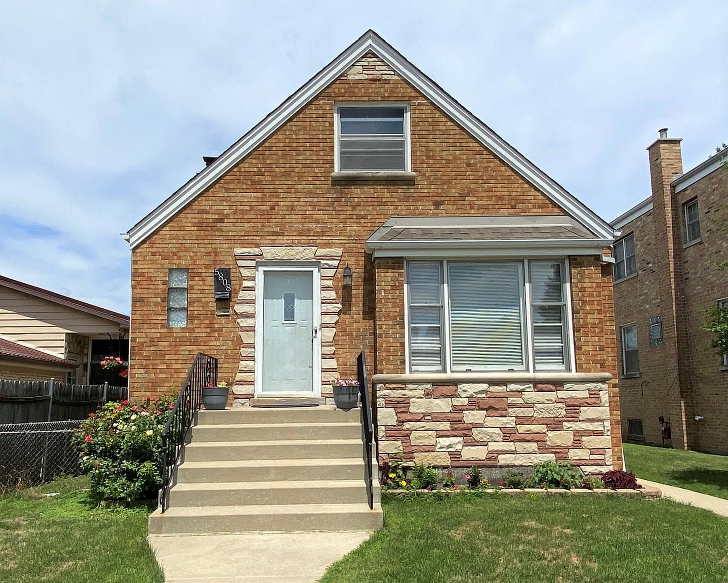 217 Clyde Street, Newport City, VT, 05855, US | Single Family Residence For  Sale, image size:1438x1152