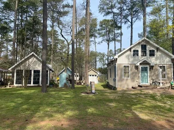 6078 Dove Shell Dr, Horntown, VA 23395